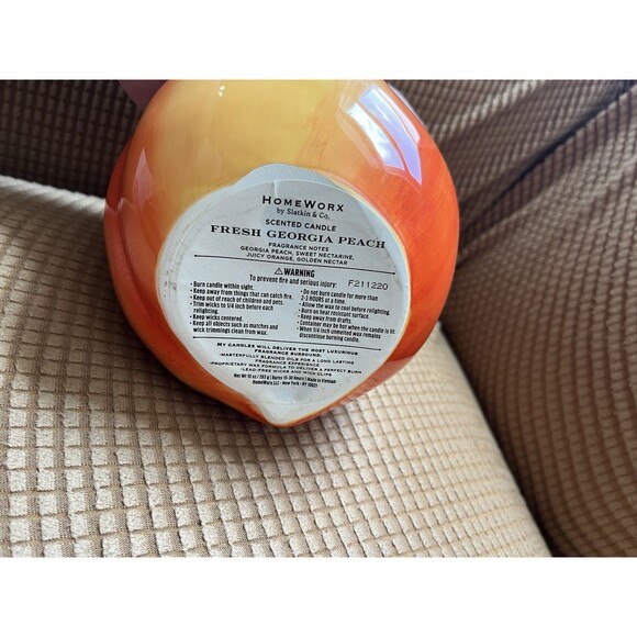 homeworx by harry slatkin Fresh Georgia Peach Candle - Picture 3 of 6